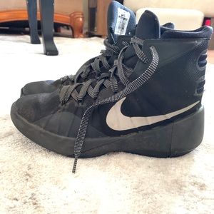 Boys Nike Hyperdunk Basketball shoes